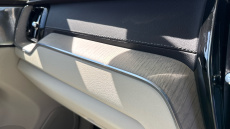 Volvo Xc60 2.0 D5 PowerPulse Inscription Pro 5dr AWD G tronic Diesel Estate